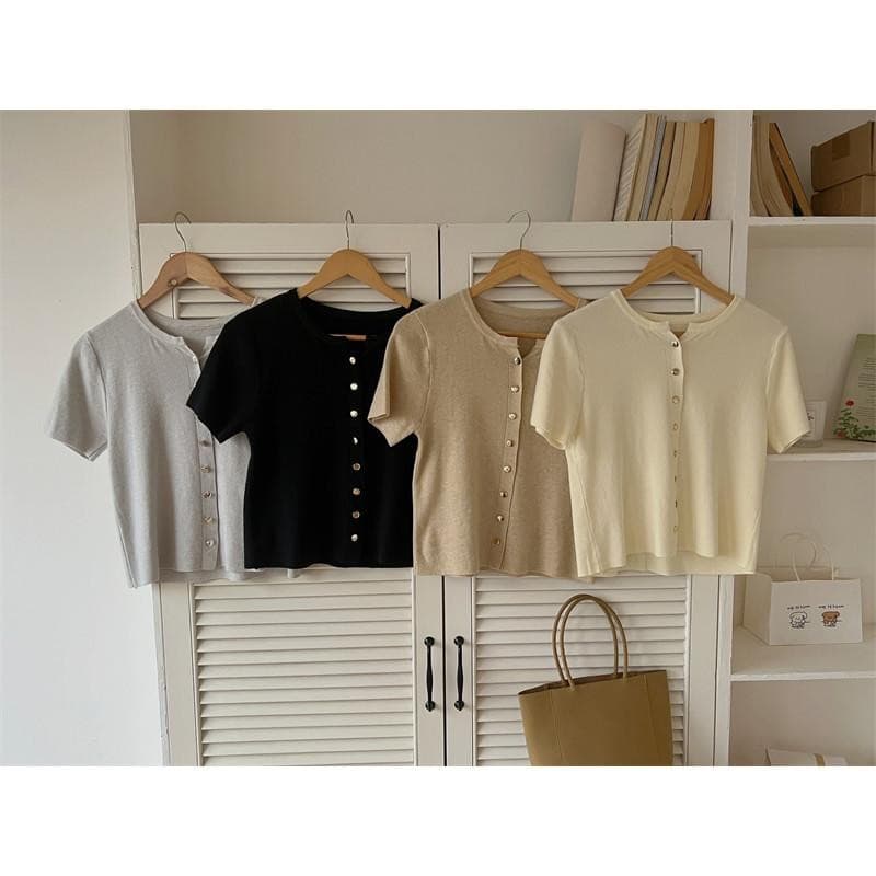 Chili Kokoเสื้อคาร์ดิแกนถัก แขนสั้น สีพื้น สีพื้น นุ่ม กระดุมทอง เหมาะกับฤดูร้อน Womenเสื้อยืด 88008 รูปที่ 2