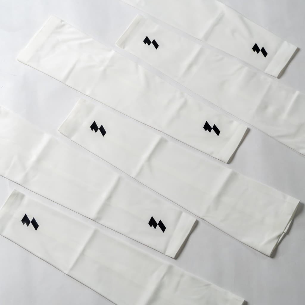 MOTIVE ปลอกแขน Arm Sleeves รุ่น AeroSkin Cool Silk ปลอกแขนกันแดด ปลอกแขนวิ่ง ไร้รอยต่อ รูปที่ 6