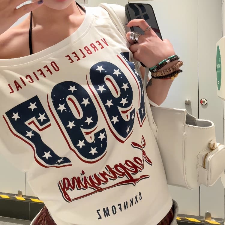 KYO เสื้อปาดไหล่แขนสั้นผู้หญิง สไตล์วินเทจ ใส่สบาย ผ้านิ่ม ทรงOversize ได้ทุกลุค น่ารักละมุน "VERBLEE STARS" ​​​ รูปที่ 3