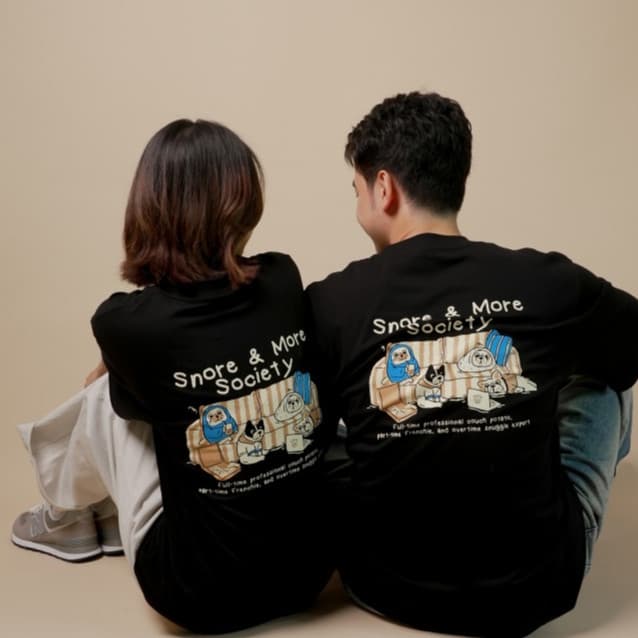 Strayandcool เสื้อยืดโอเวอร์ไซส์ "Snore Society" Oversized T-shirt รูปที่ 3