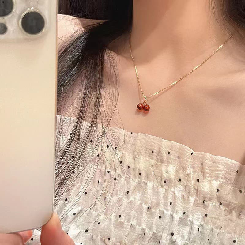 - จี้เชอร์รี่สีแดง แฟชั่น โซ่ไหปลาร้า น่ารัก ระดับไฮเอนด์ ออกแบบเรียบ ง่าย ไม่ตกสี รูปที่ 4