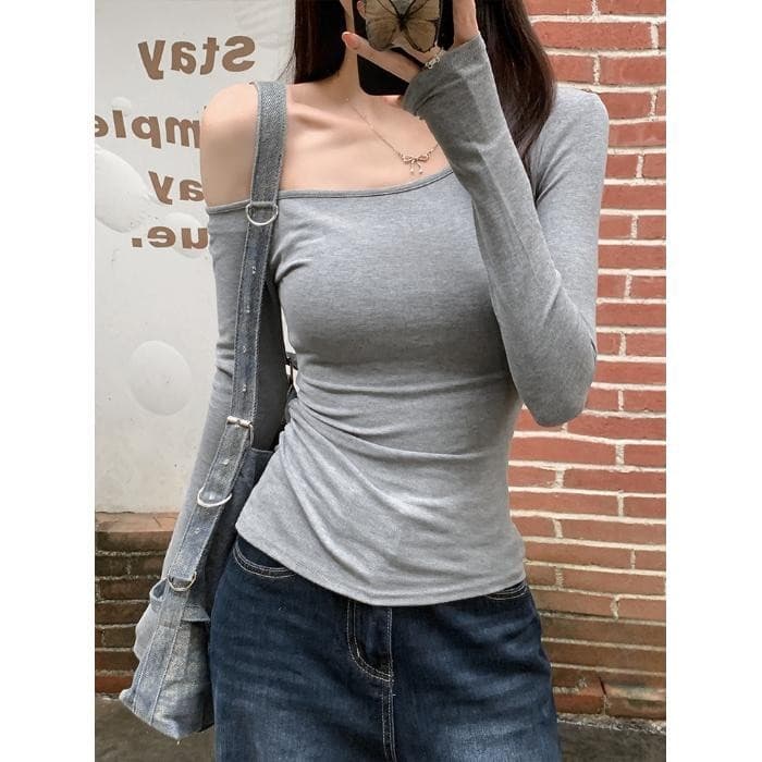BIMI เสื้อยืดปาดไหล่แขนยาวแฟชั่นสตรีเซ็กซี่ เสื้อครอปทรงเข้ารูป ดีไซน์เรียบง่าย Women Clothing รูปที่ 6