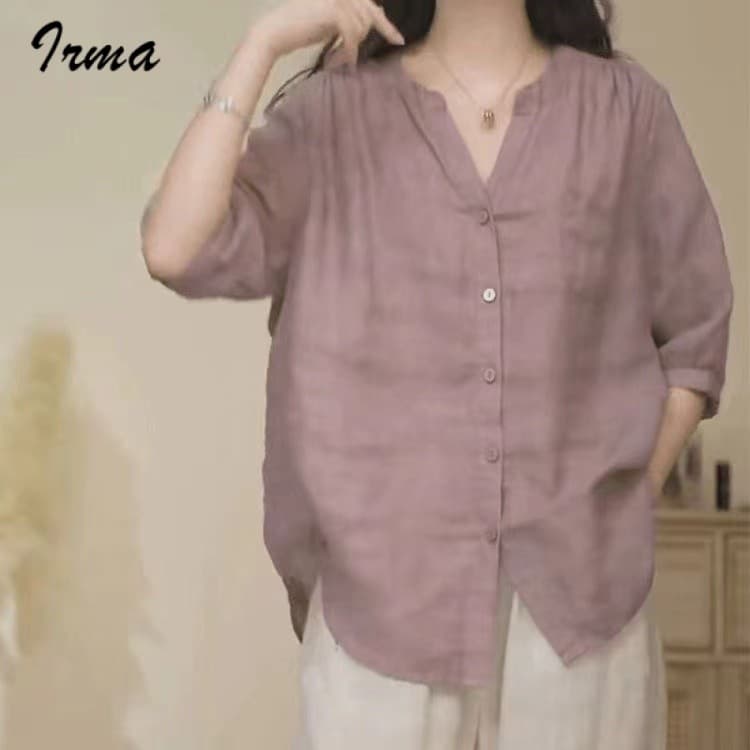 หลวมขนาดบวกด้านบนฤดูร้อนสีทึบและเสื้อคอวีสำหรับผู้หญิงเสื้อเชิ้ตใยกา รูปที่ 7