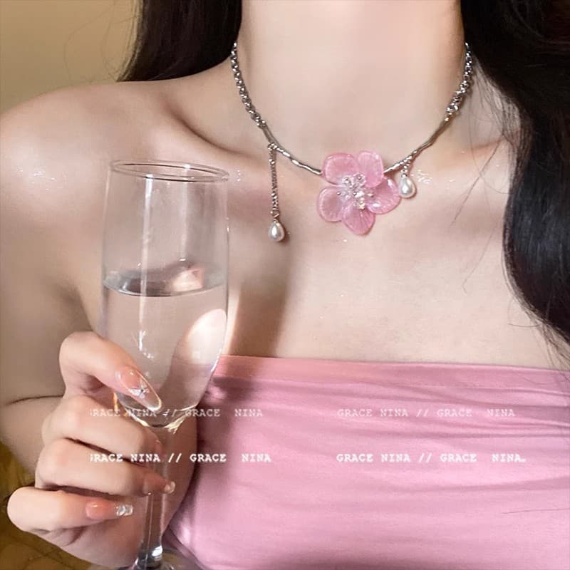 หรูหรา Niche สีชมพูหวานดอกไม้ Collarbone Chain อารมณ์อเนกประสงค์หญิงพู่ Collarbone Chain รูปที่ 1