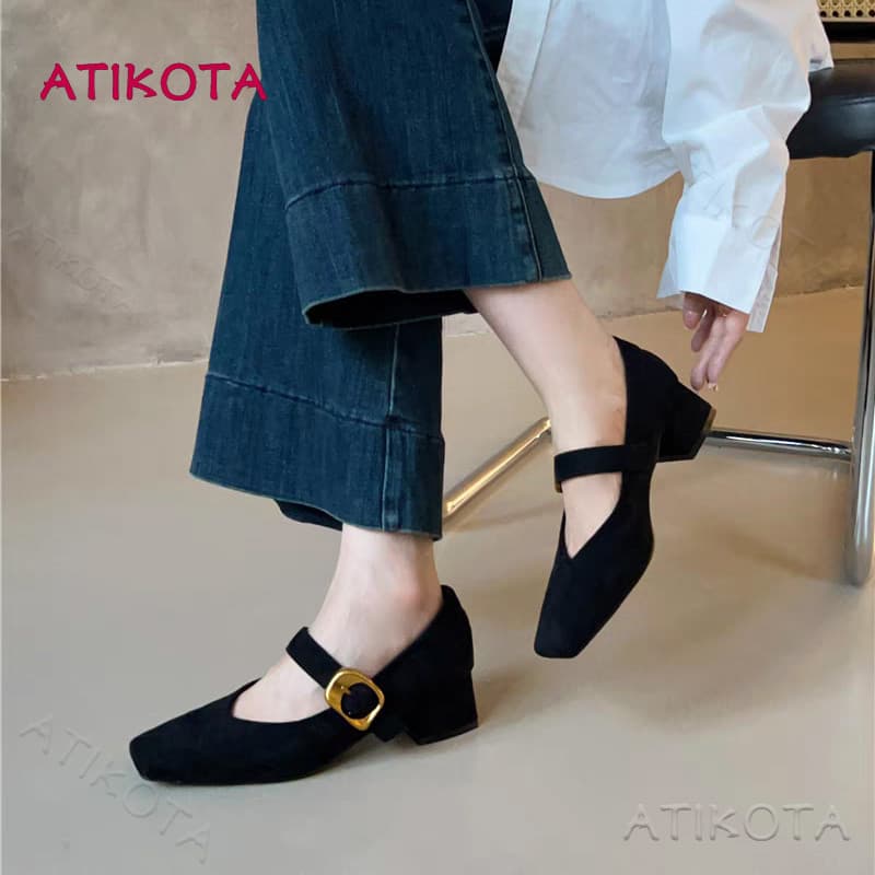 Atikota รองเท้าส้นสูงผู้หญิงสุภาพสตรีหัวเข็มขัดปรับได้ Chunky Square Toe Suede แฟชั่นรองเท้าส้นสูงรองเท้าแตะ รูปที่ 1