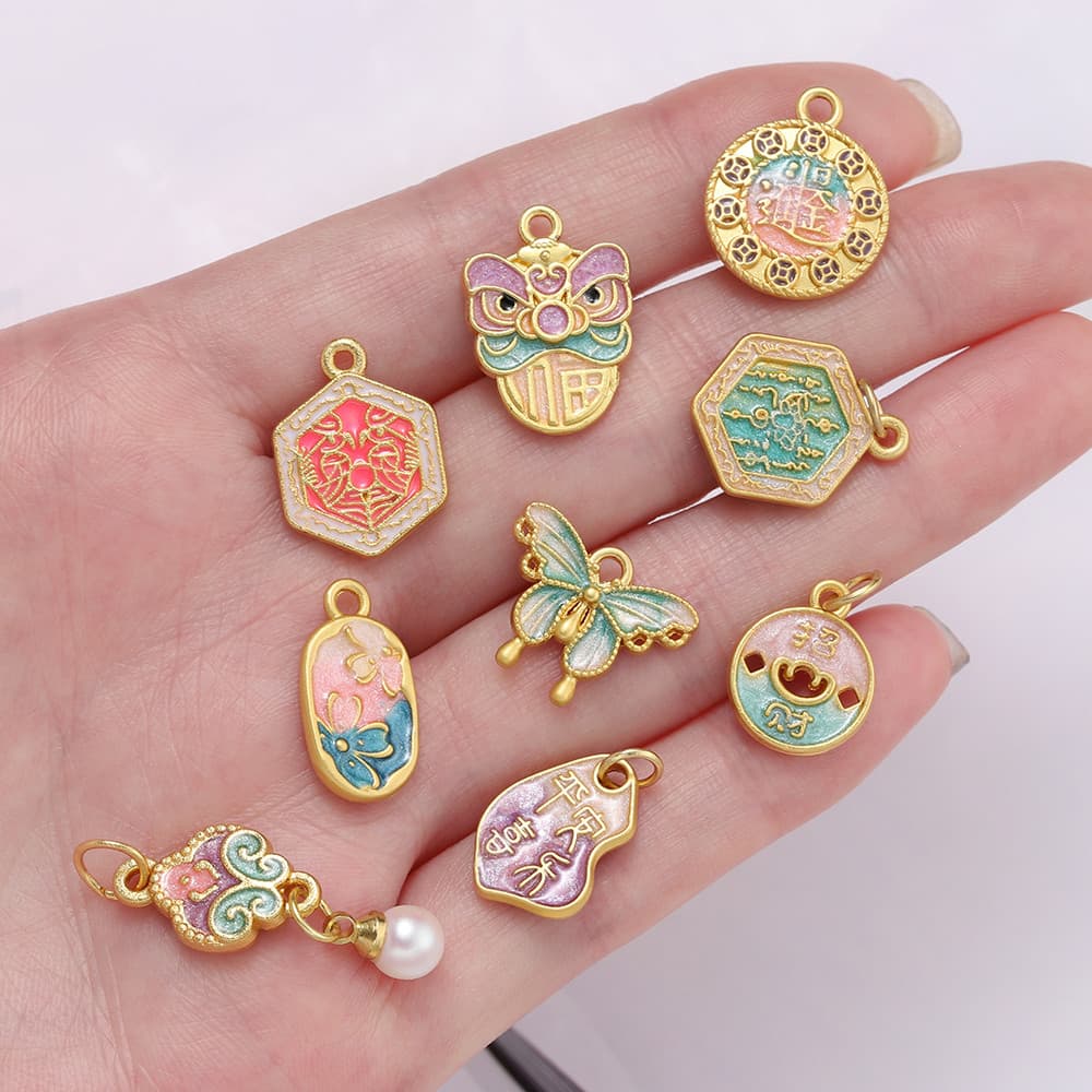 St. kunkka 1 ชิ้น จี้ทองคำเลียนแบบทองคำ จี้ผีเสื้อสไตล์จีน จี้ดอกไม้ สําหรับDIY ทําด้วยมือเครื่องประดับทํา รูปที่ 7