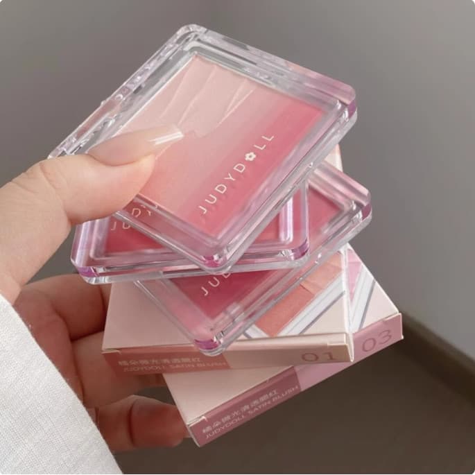 Judydoll 2-in-1 บลัชออนเนื้ออบ สองสี Matte Expansion & Satin Glow Highlight ปรับรูปหน้า 3D รูปที่ 2