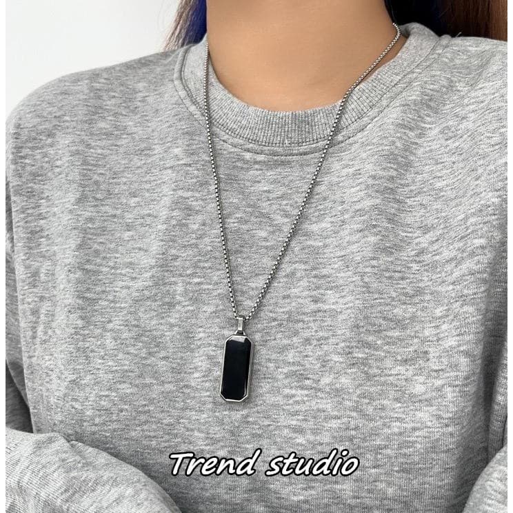 สร้อยคอสแตนเลสทรงสี่เหลี่ยมสีดำ สร้อยคอที่เรียบง่ายและมีสไตล์ จะไม่ลอกหรือคล้ำขึ้น สไตล์เกาหลีใส่ รูปที่ 7