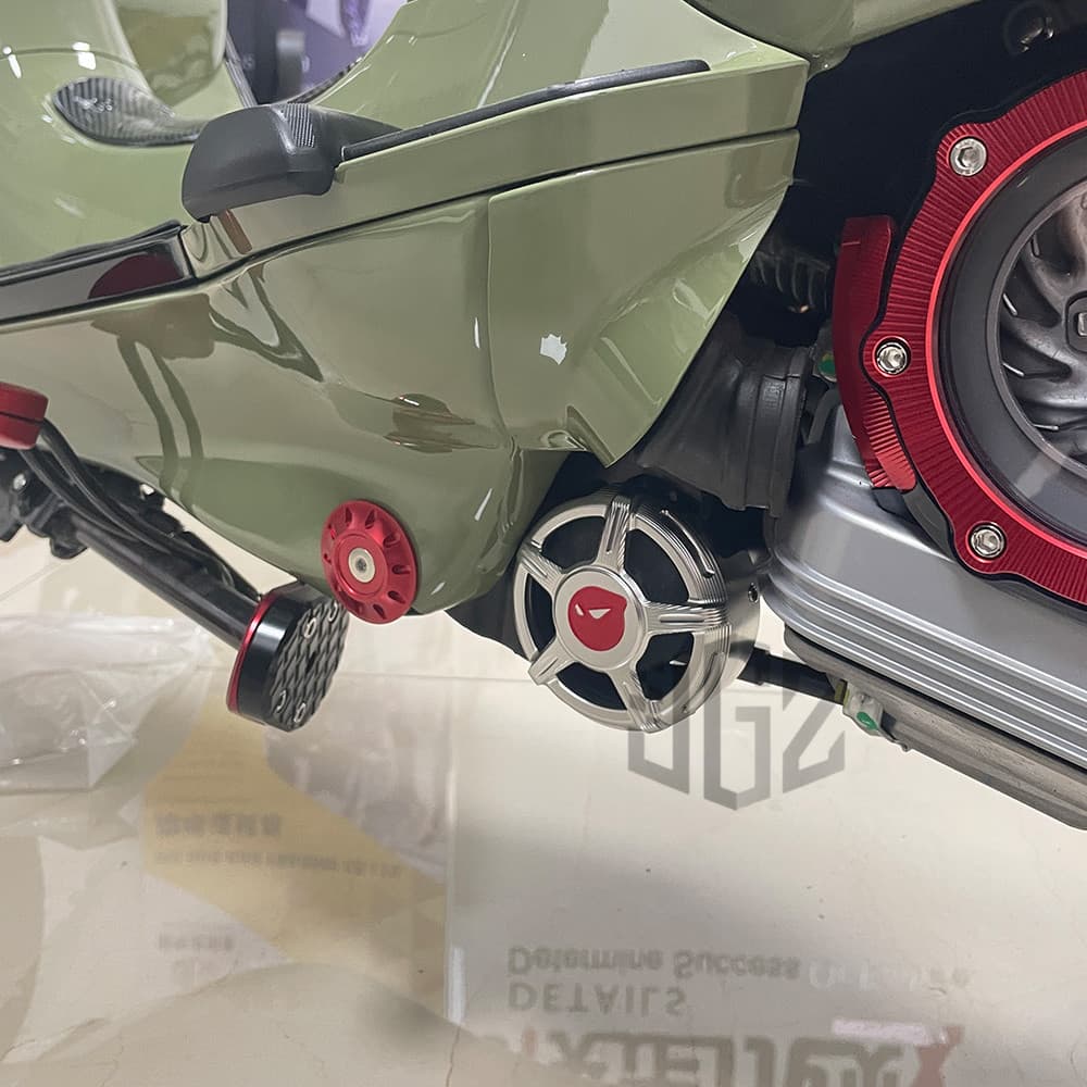 ฝาครอบ ยาง บูทแท่นเครื่อง CNC สำหรับ Vespa Sprint Primavera 150 125 2024 2025 MY24 sprint 180 เวสป้า อลูมิเนียม ครอบบูท **จัดส่งจากคลังสมุทรสาคร** รูปที่ 2