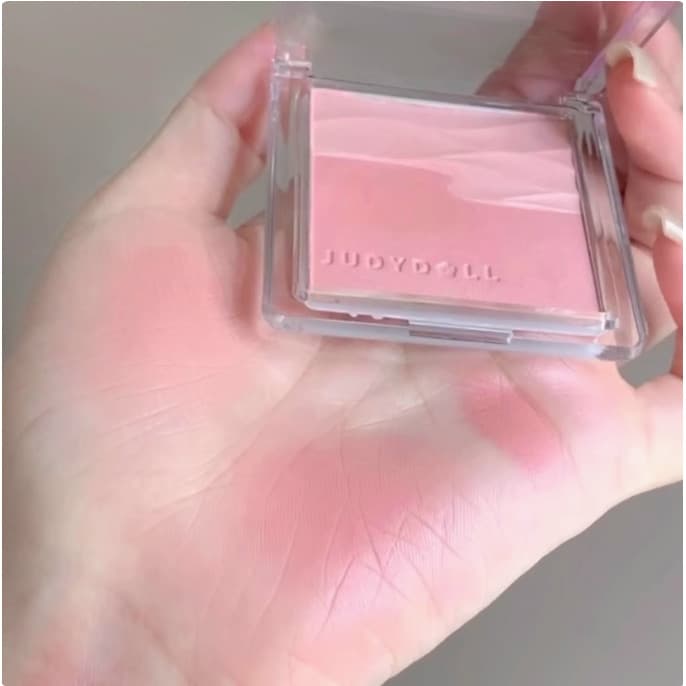 Judydoll 2-in-1 บลัชออนเนื้ออบ สองสี Matte Expansion & Satin Glow Highlight ปรับรูปหน้า 3D รูปที่ 6