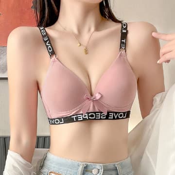 #399 เสื้อใน ด้วยฟองน้ำเสื้อชั้นในไม่มีโครงขอบตัวหนังสือ size 32-38 กระดุมสามแถว ราคาส่ง มีจำนวนจำกัด รูปที่ 1