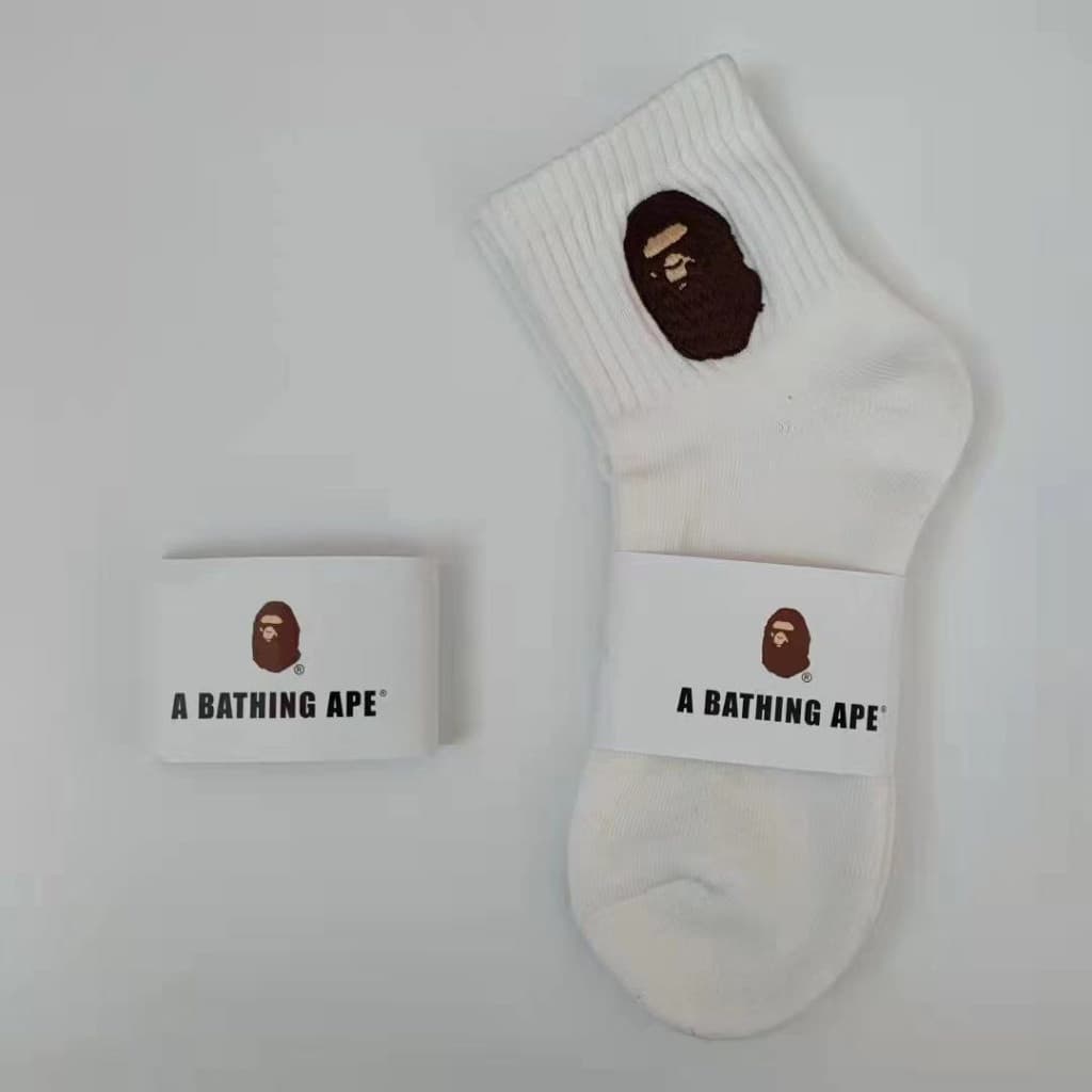 ใหม่ BAPE ape head ถุงเท้ากีฬาผ้าฝ้ายปักหนักระดับไฮเอนด์แฟชั่นผู้ชายและผู้หญิง รูปที่ 8