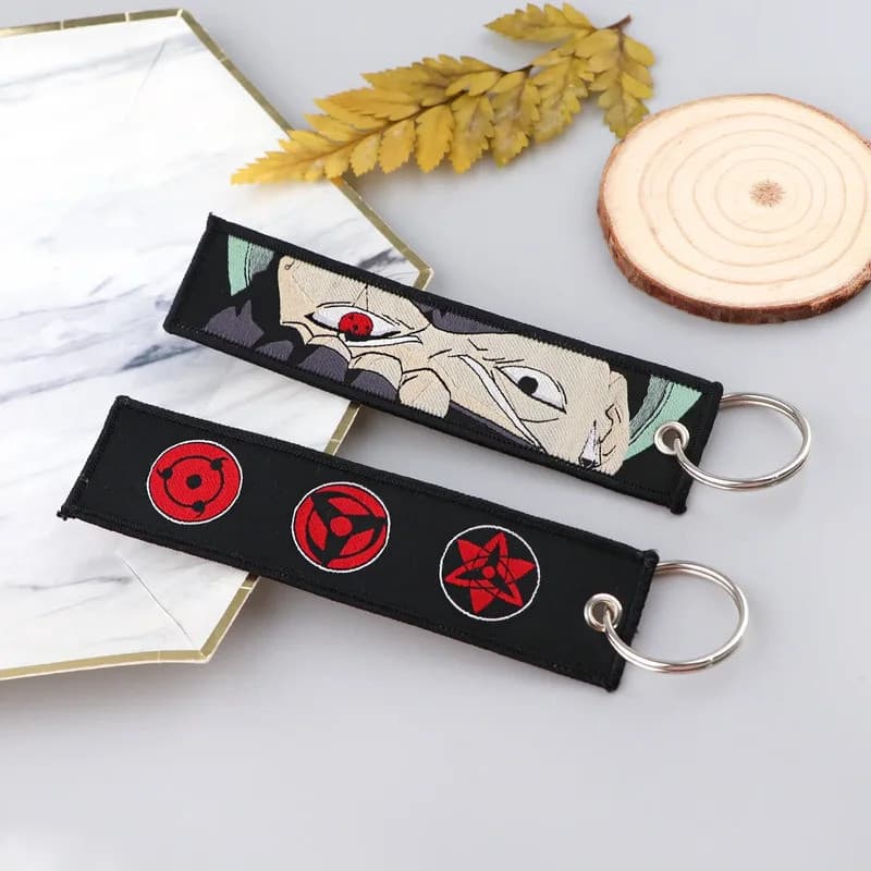 อะนิเมะญี่ปุ่น Naruto เย็บปักถักร้อย Key Fobs แท็กกุญแจรถจักรยานยนต์ Chiro พวงกุญแจรถแฟชั่น รูปที่ 4