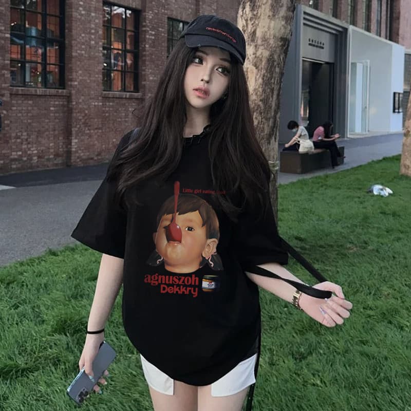 เสื้อยืดผู้หญิงสไตล์เกาหลี เนือ้ผ้าน้ำหนักเบา เสื้อ oversize การ์ตูน คอเสื้อ เสื้อยืด cotton 100% S-3XL รูปที่ 2