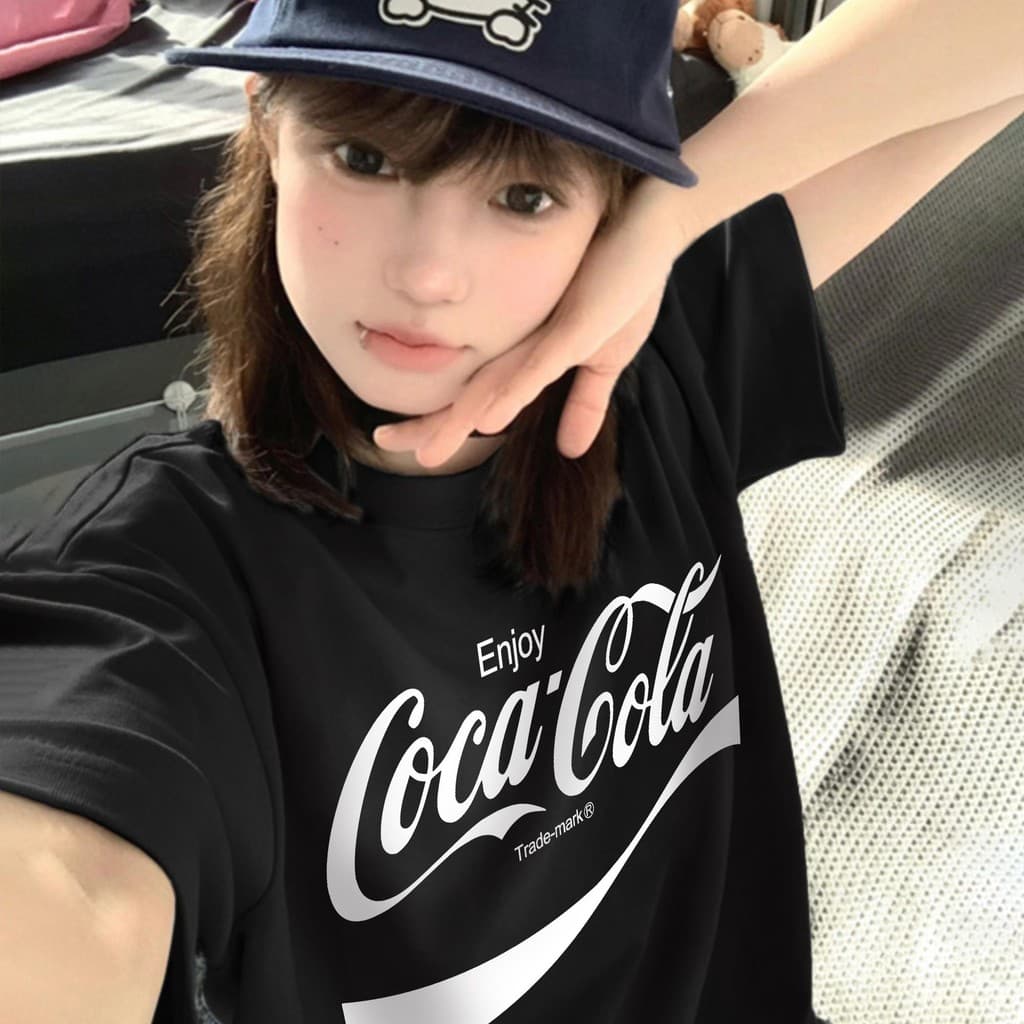 Top.street เสื้อยืดOversize ผ้าCOTTON100%ลาย "COCA COLA" เนื้อผ้าเกรดพรีเมียม คอกลม ใส่สบาย รูปที่ 2