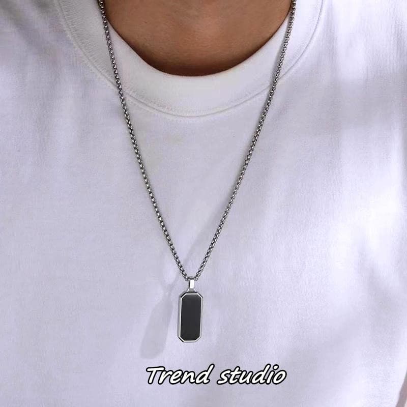 สร้อยคอสแตนเลสทรงสี่เหลี่ยมสีดำ สร้อยคอที่เรียบง่ายและมีสไตล์ จะไม่ลอกหรือคล้ำขึ้น สไตล์เกาหลีใส่ รูปที่ 8