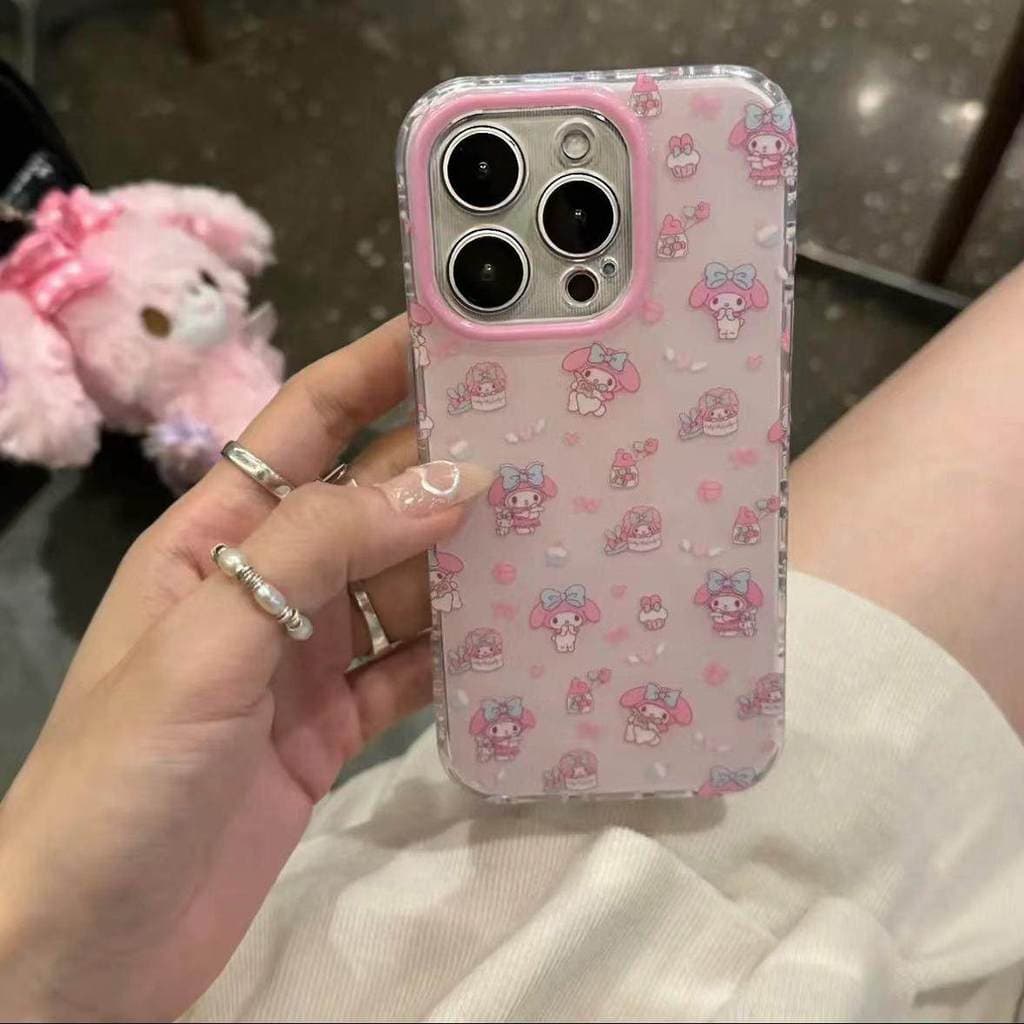 การ์ตูนเคธีแมวเมโรตี้โบว์น่ารักกราฟิติ เคส IPhone 17 11 15 13 14 16 12 Pro Max Air 7Plus X XR 6 8 15 16 14 Plus XS Max รูปที่ 5