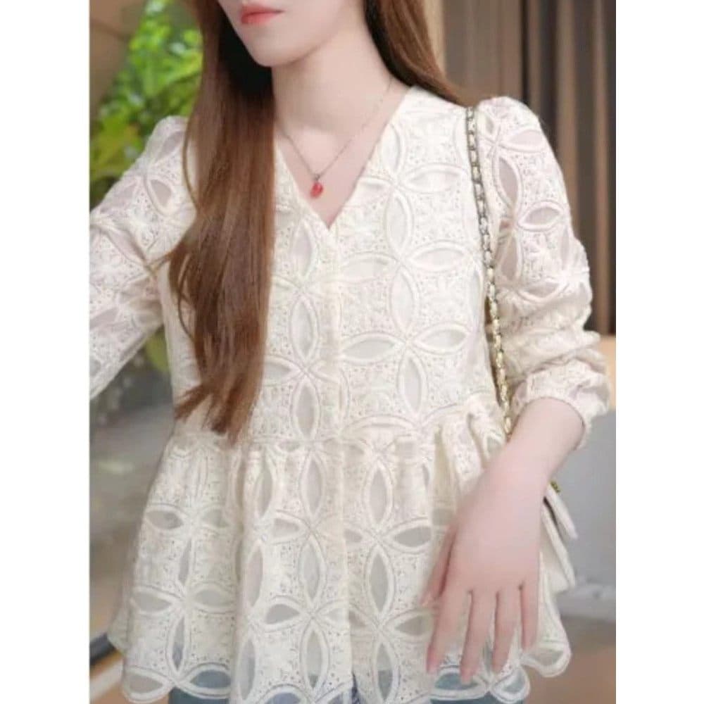 Dahong99309เสื้อเบลาส์ลูกไม้แขนยาวคอปก v ลําลองแฟชั่นผู้หญิงเกาหลีย้อนยุค ฤดูร้อนสไตล์ใหม่เวอร์ชั่นเกาหลีแขนสามส่วนคอวี รูปที่ 5
