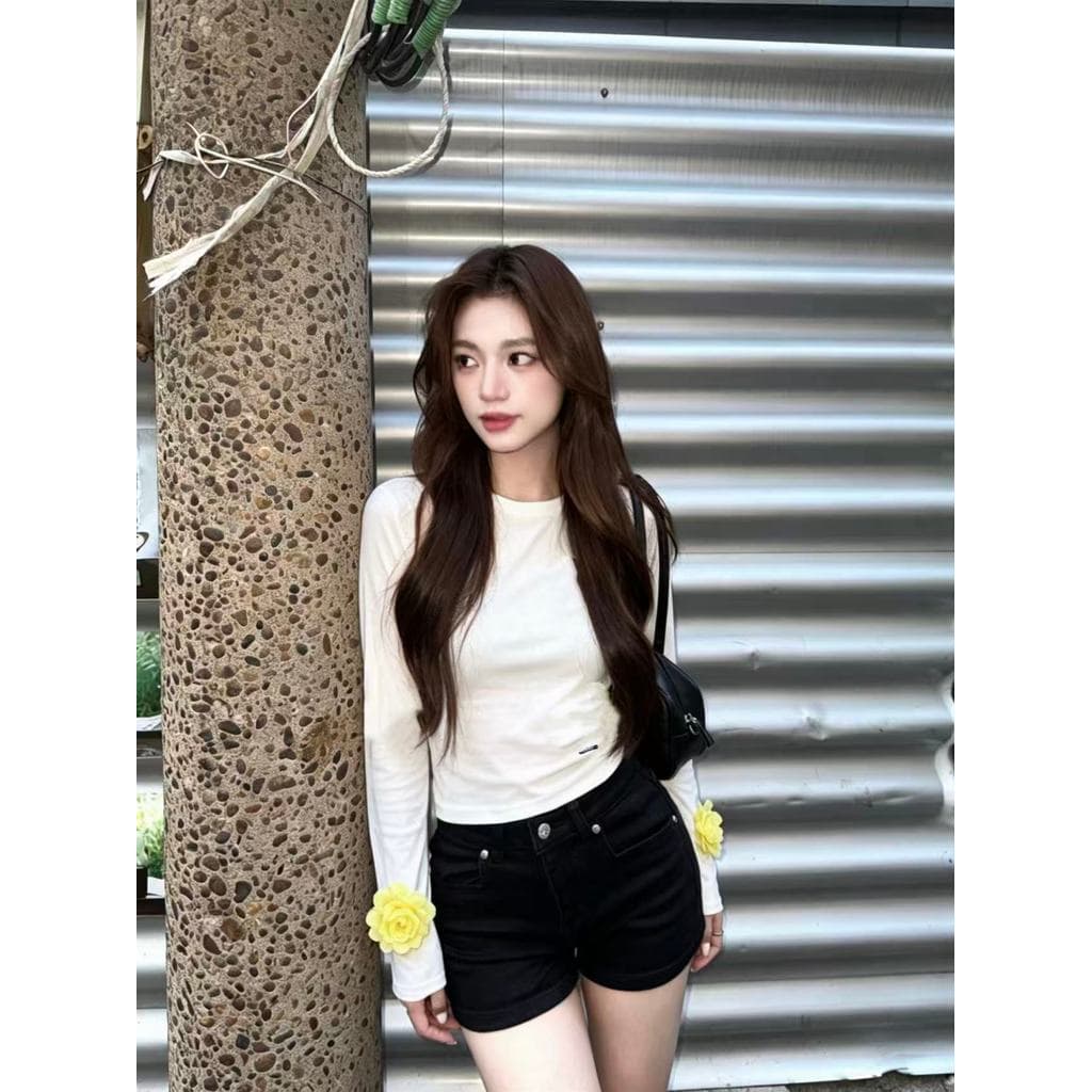wooha shopเสื้อแขนยาวกันแดดสำหรับไปทะเล ดีไซน์ลายดอกไม้โปร่งแสง ช่วยให้ดูผอมเพรียวและสวยงาม รูปที่ 5