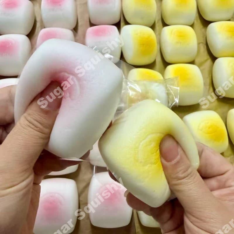 สกุชชี่น้ําตาล KT Mini Buns Rising Squishy รูปที่ 6