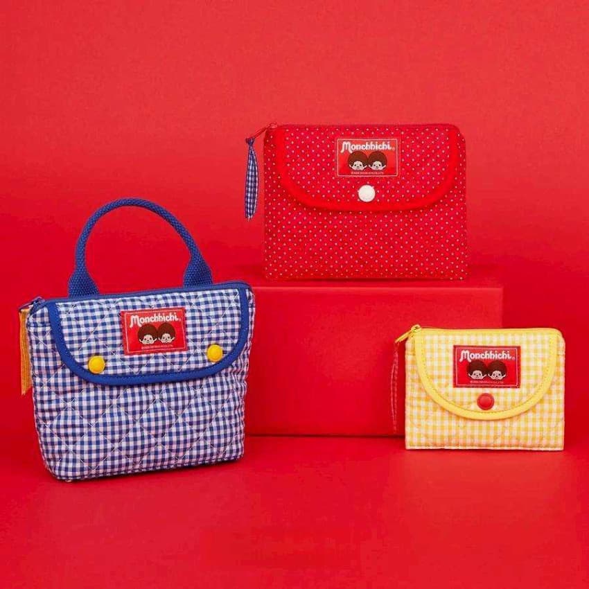 กระเป๋าใส่เครื่องสำอางค์พกพา คละแบบคละไซส์ ขนาดใบสีน้ำเงิน 19.5×14 cm ขนาดใบสีแดง 17x12.5 cm ขนาดใบสีเหลือง 13x9.5 cm รูปที่ 5