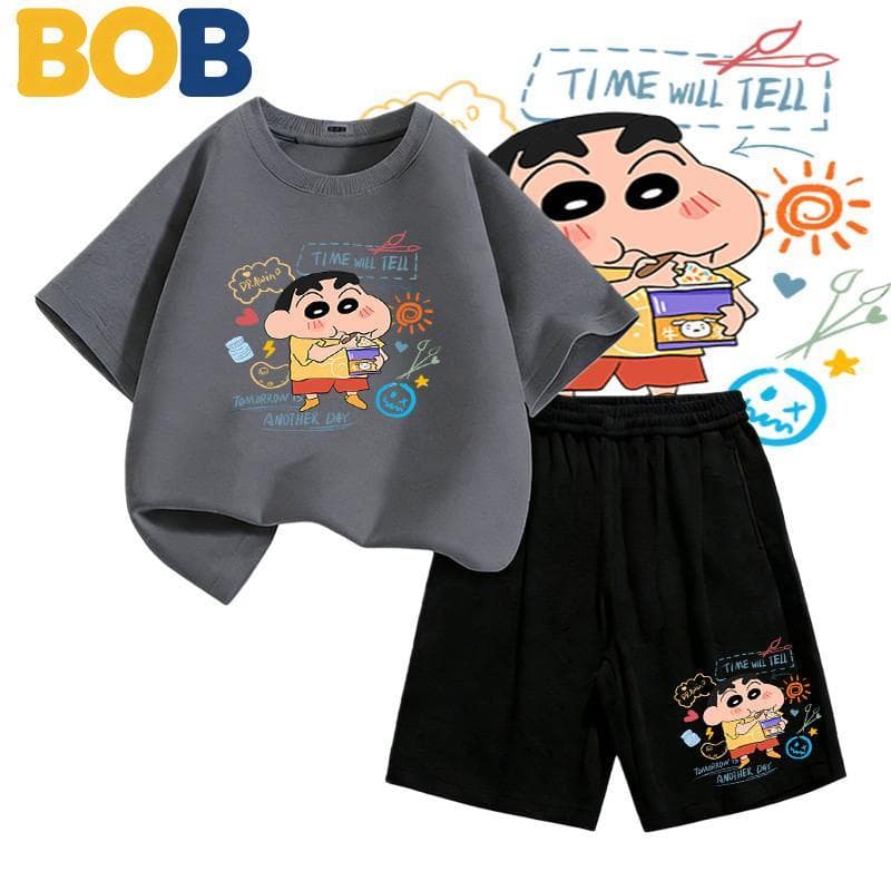 2ชิ้น ชุดแฟชั่นเด็ก ชินจัง Shinchan ลายการ์ตูน NASA เสื้อยืดแขนสั้น+กางเกงขาสั้น สำหรับเด็กอายุ 1-14ปี+（ รูปที่ 5