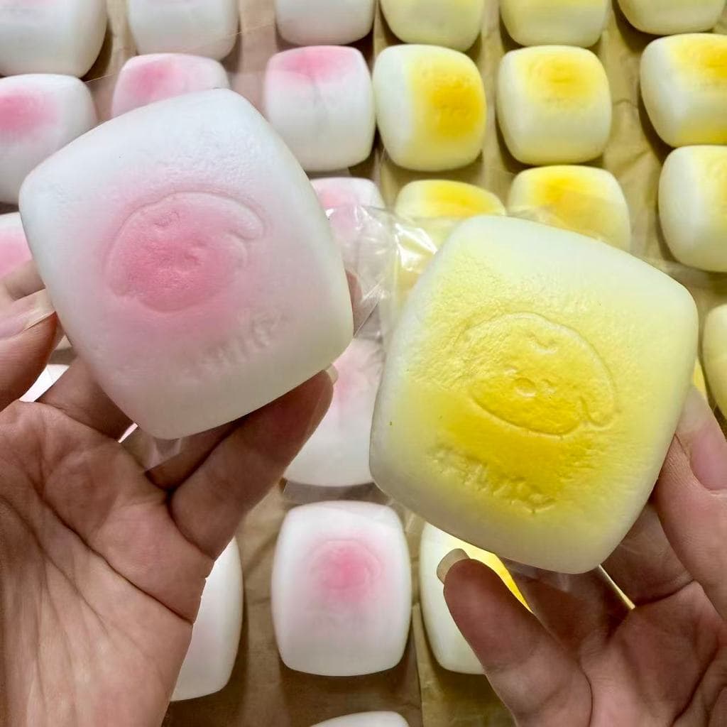 สกุชชี่น้ําตาล KT Mini Buns Rising Squishy รูปที่ 1