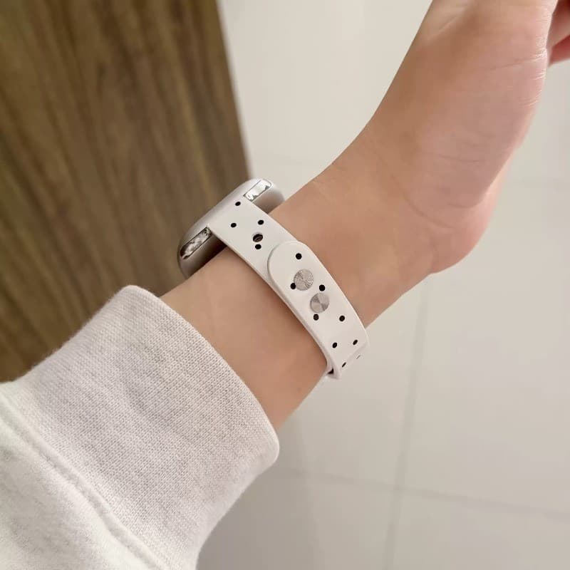 Polka Dot สายหนังสําหรับ Apple Watch 42/46/44/45/40/41/38/49 มม. เอวเล็ก รองรับ iWatch Series 11/10/9/8/7/SE/6/5/4/3/Ultra3/2 รูปที่ 8