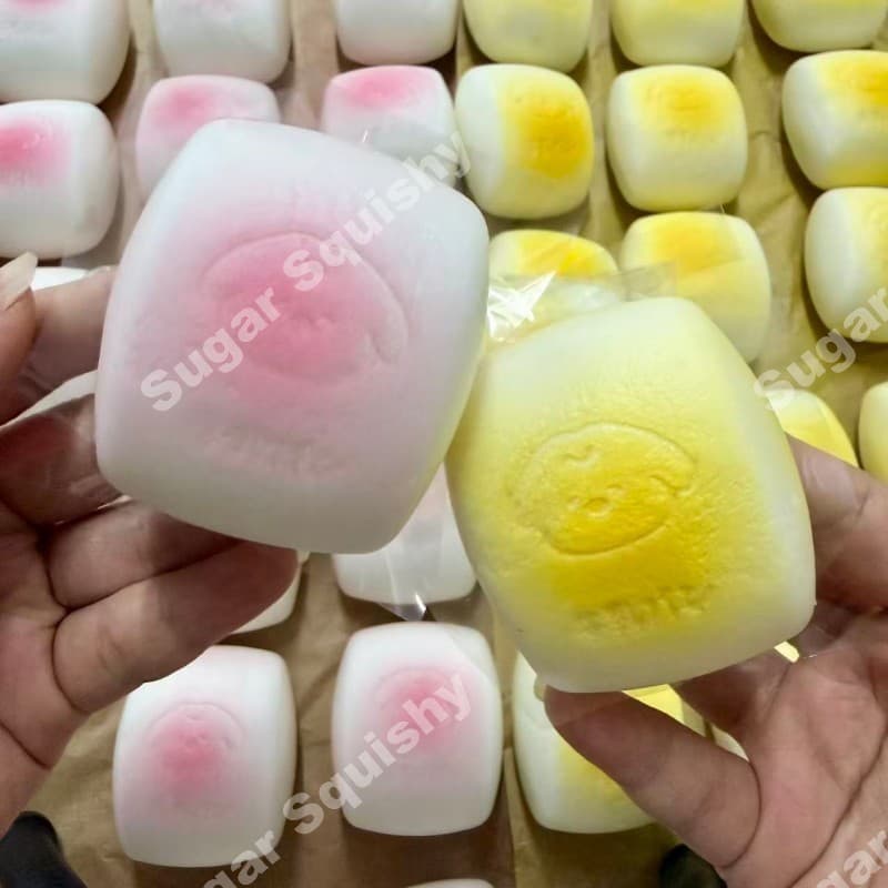 สกุชชี่น้ําตาล KT Mini Buns Rising Squishy รูปที่ 5