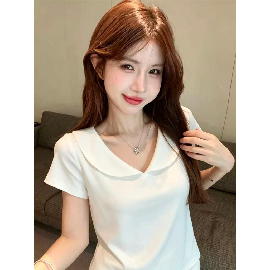Lalita เสื้อยืดคอปก คอวี แขนสั้น ผู้หญิง น่ารักสไตล์เกาหลี ใส่สบาย 2สี รูปที่ 3