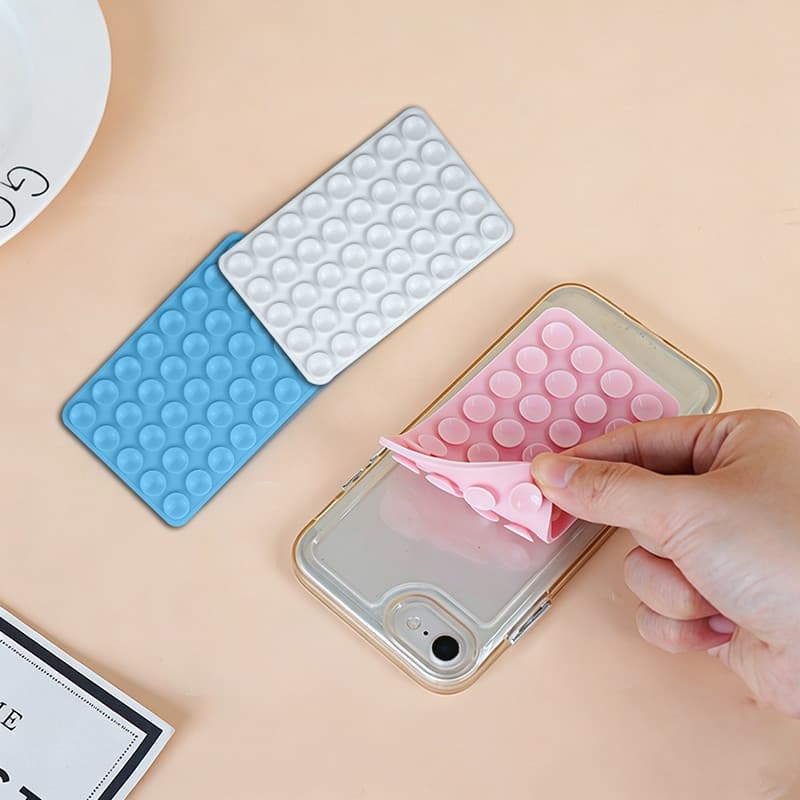 Silicone Suction Phone Case แผ่นซิลิโคนแปะมือถือ แน่น 40 ปุ่ม ติดได้ 2 ด้าน ใช้ซ้ำได้ แผ่นดูด แผ่นแปะมือถือ รูปที่ 9