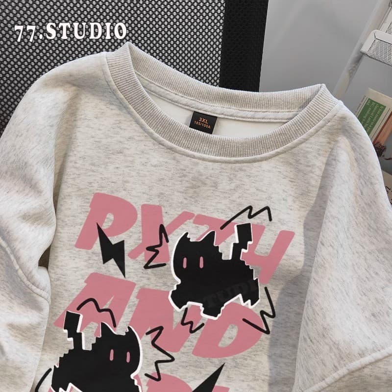 COD เสื้อกันหนาวแขนยาว เสื้อยืดคอกลมพิมพ์ลาย เสื้อเชิ้ตลำลองทรงหลวมใส่สบาย เทรนด์เกาหลี M-XXXL รูปที่ 2