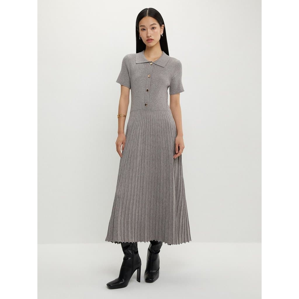 เดรสดีเทลพลีทติดกระดุม / Buttoned Pleat Knit Dress รูปที่ 2