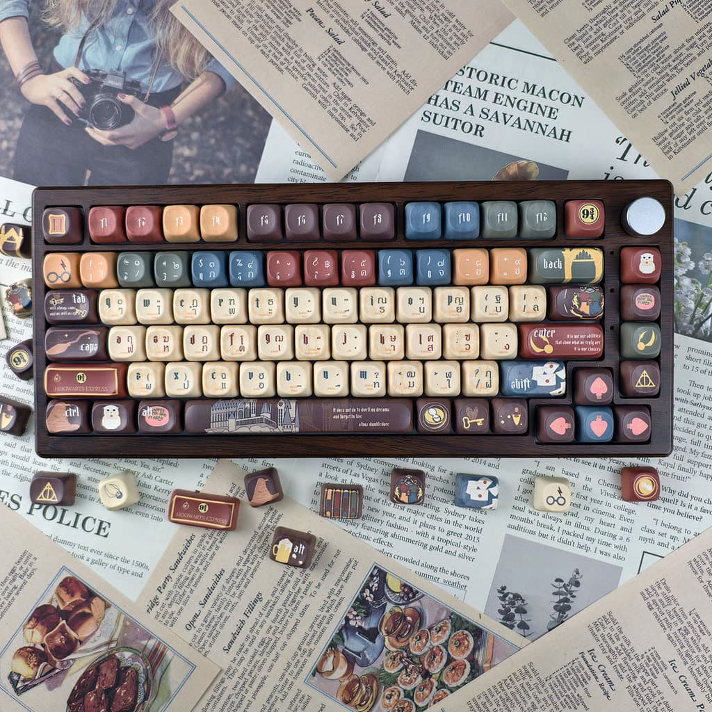 Harry Potter Thai Keycaps 125 คีย์ MOA/เชอร์รี่โปรไฟล์ PBT Dye Sublimation Wooting Aula F75 รอบ Keycaps Cool สีน้ําตาล Magic School Hedwig Hogwarts Keycap รูปที่ 7
