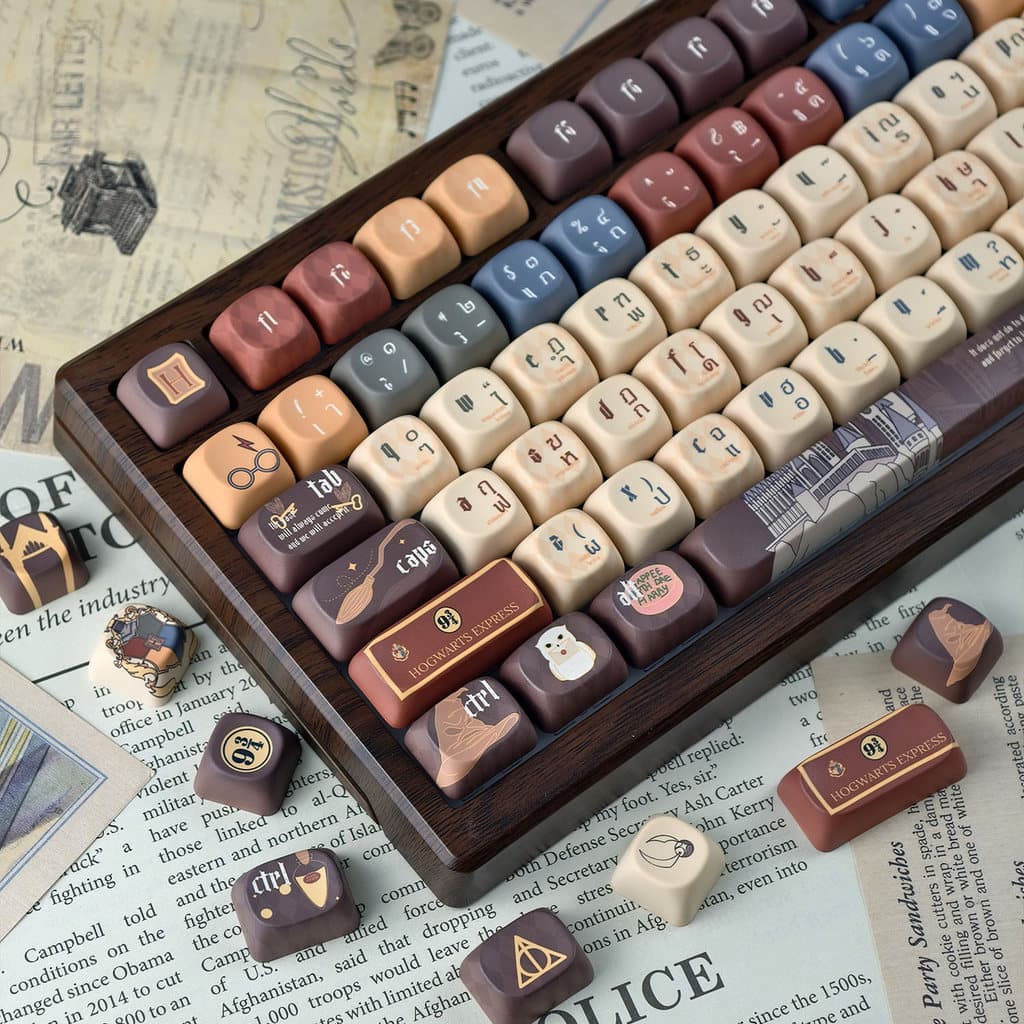 Harry Potter Thai Keycaps 125 คีย์ MOA/เชอร์รี่โปรไฟล์ PBT Dye Sublimation Wooting Aula F75 รอบ Keycaps Cool สีน้ําตาล Magic School Hedwig Hogwarts Keycap รูปที่ 3