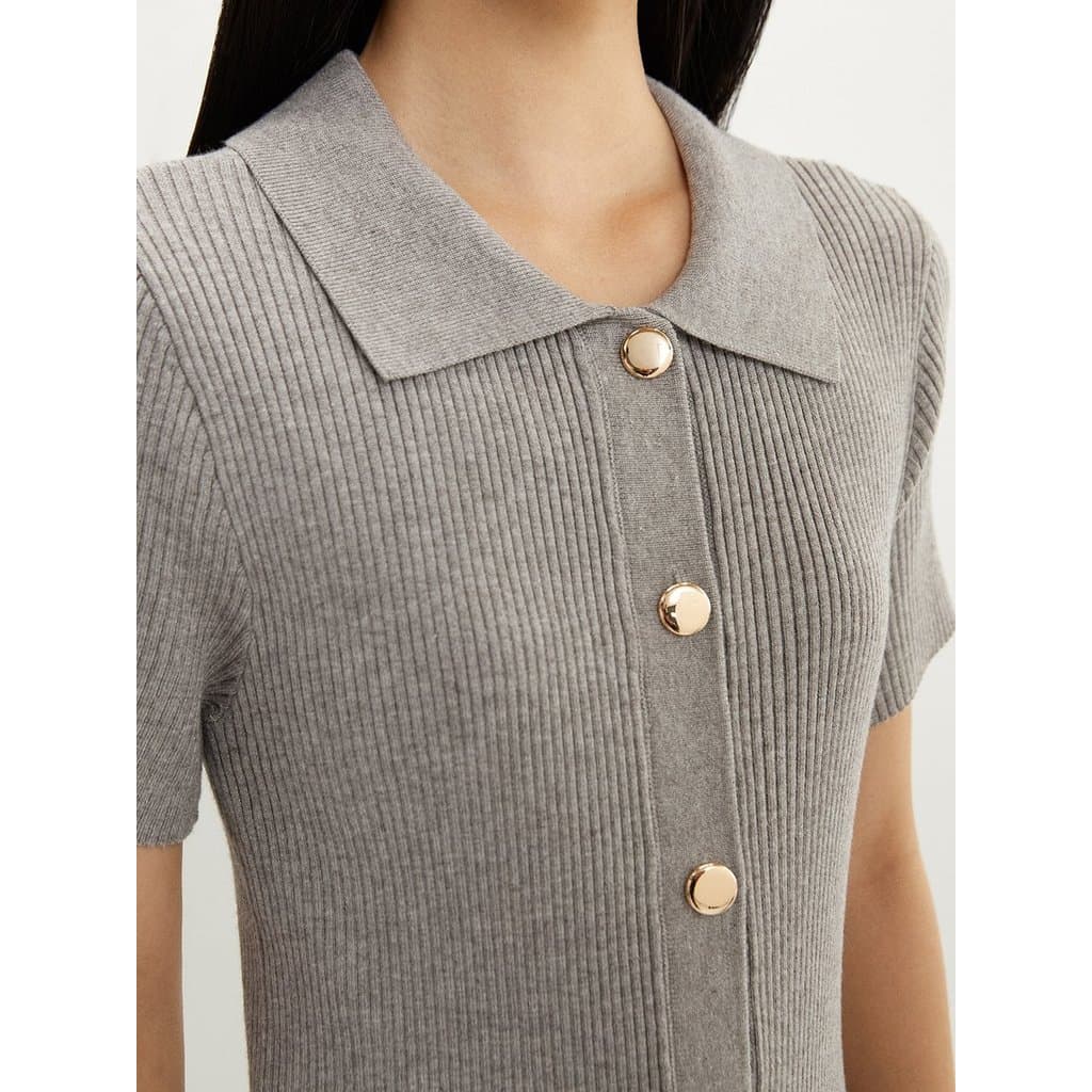 เดรสดีเทลพลีทติดกระดุม / Buttoned Pleat Knit Dress รูปที่ 3