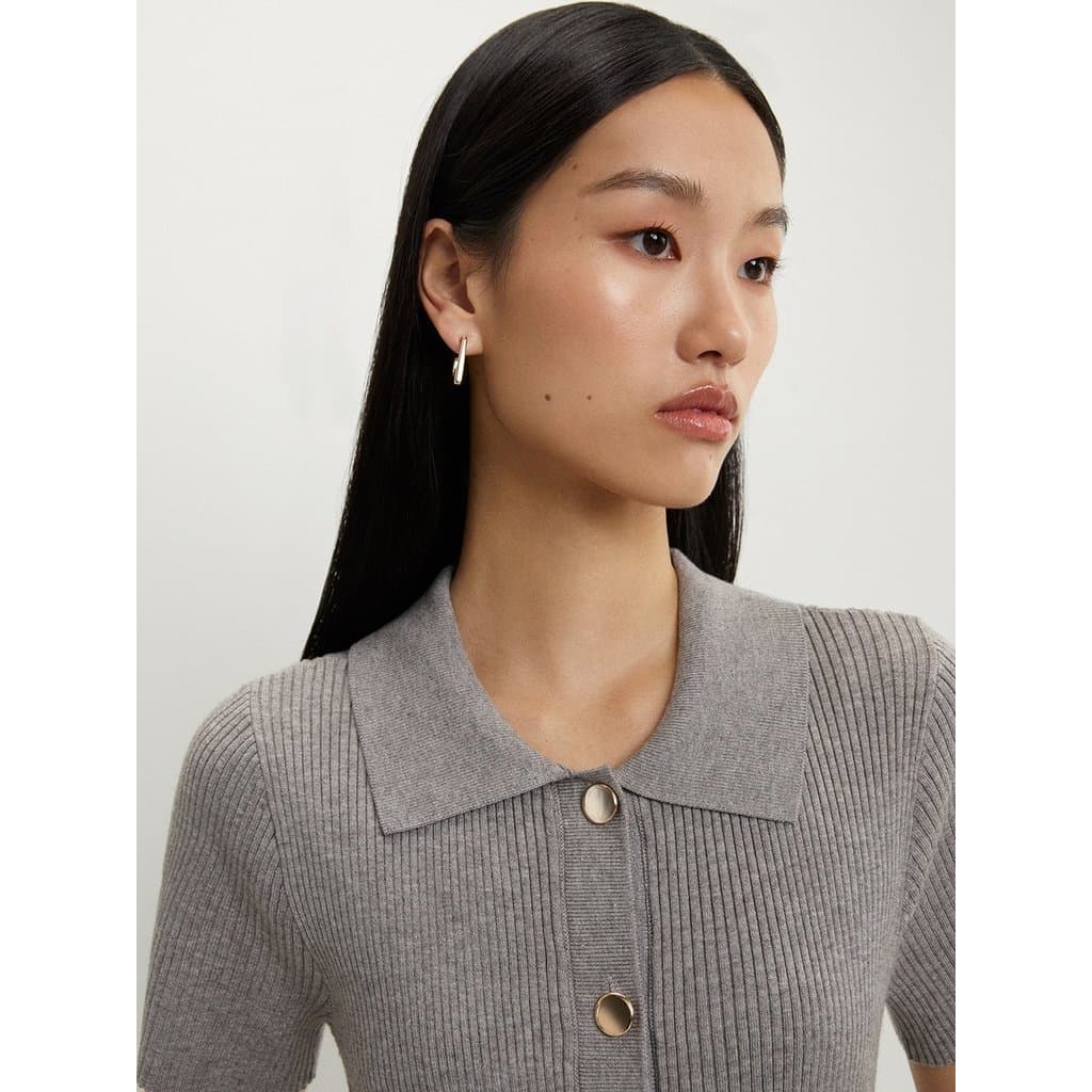 เดรสดีเทลพลีทติดกระดุม / Buttoned Pleat Knit Dress รูปที่ 4
