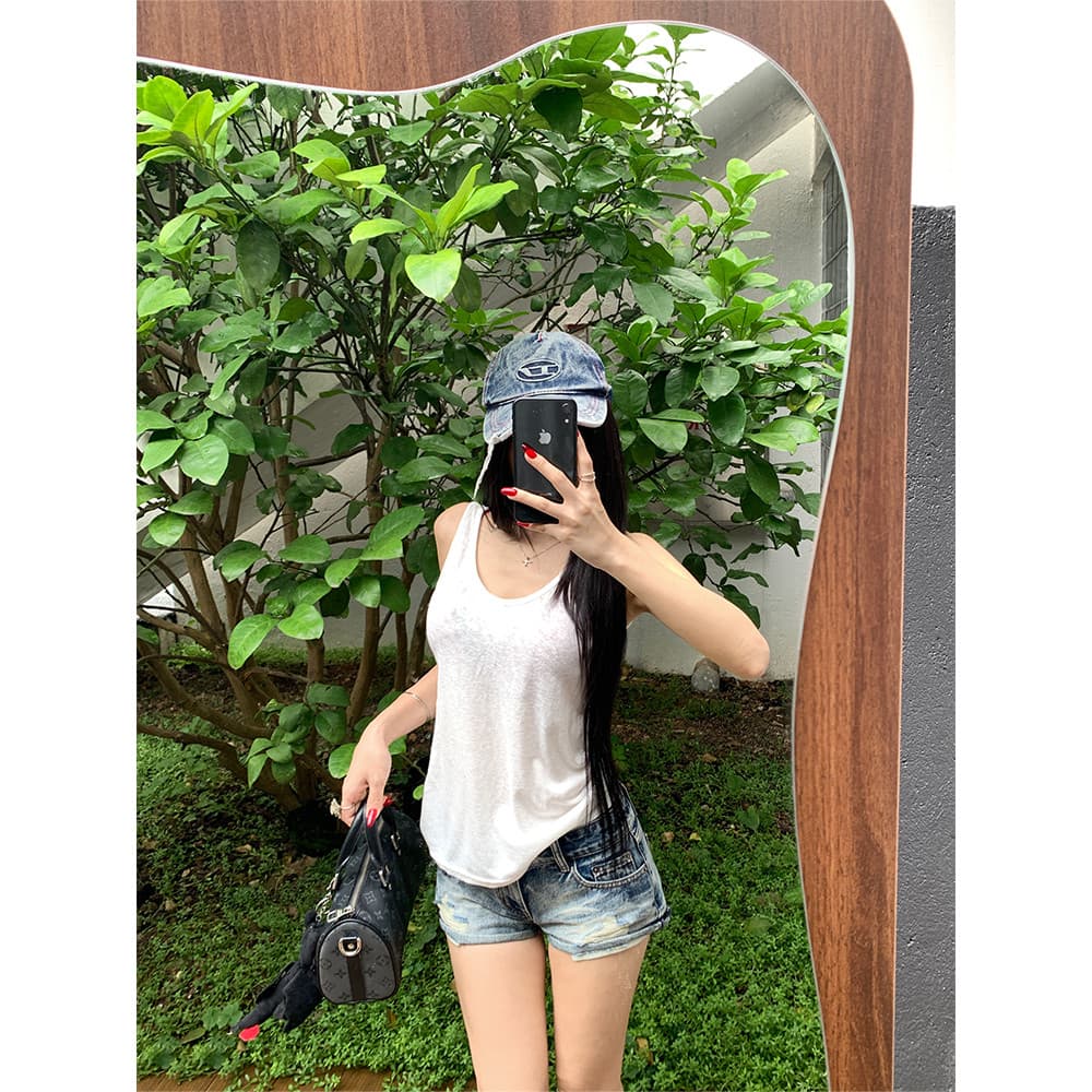 <Moses Queen> เสื้อกล้ามสายเดี่ยวผ้าไหมน้ำแข็งสีขาว รุ่นบางสำหรับหน้าร้อน ใส่เย็นสบายไม่มีแขน รูปที่ 2
