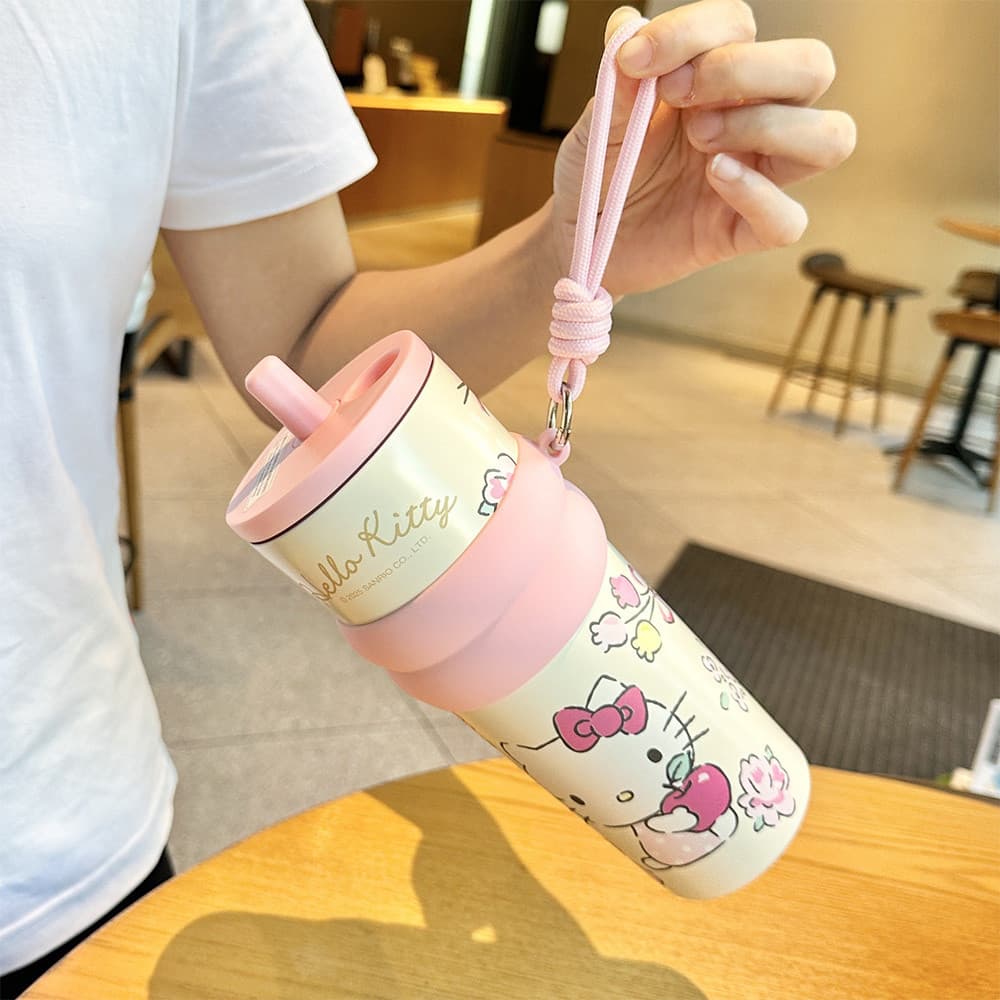แก้วน้ำเย็นแบบมีหลอดดูด ลายการ์ตูน Hello Kitty Kuromi ขนาด 710 มล. ขวดน้ำพกพาขนาดใหญ่ ลายการ์ตูน Nick Wilde Judy TH รูปที่ 6