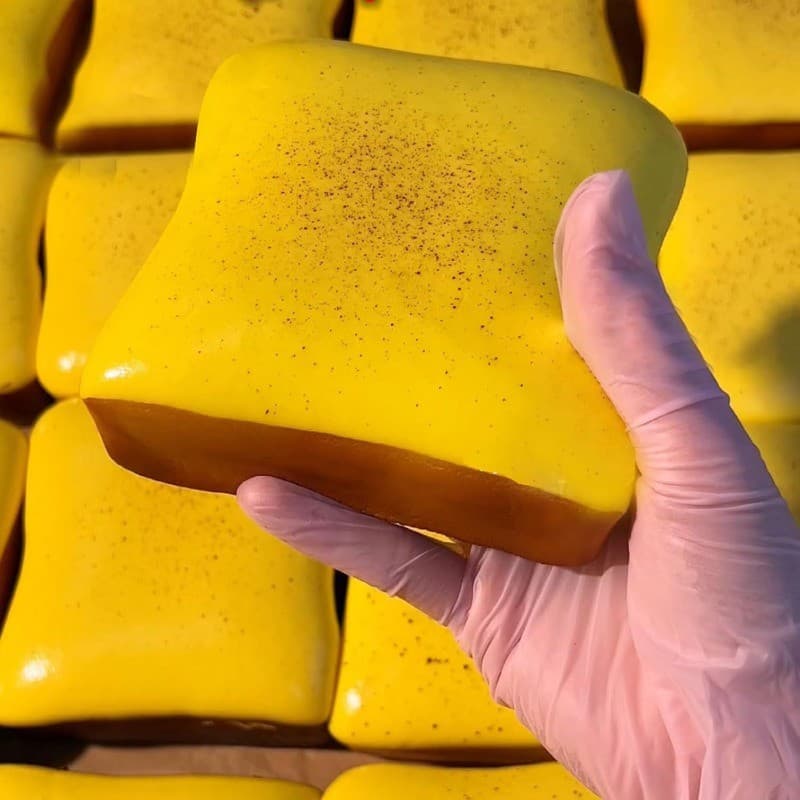 Big Toast Squishy ขนมปังที่เพิ่มขึ้นช้า Squishy ช้า Rebound ของเล่นบีบ Anti Stress Release Hand Relax ของเล่น รูปที่ 1