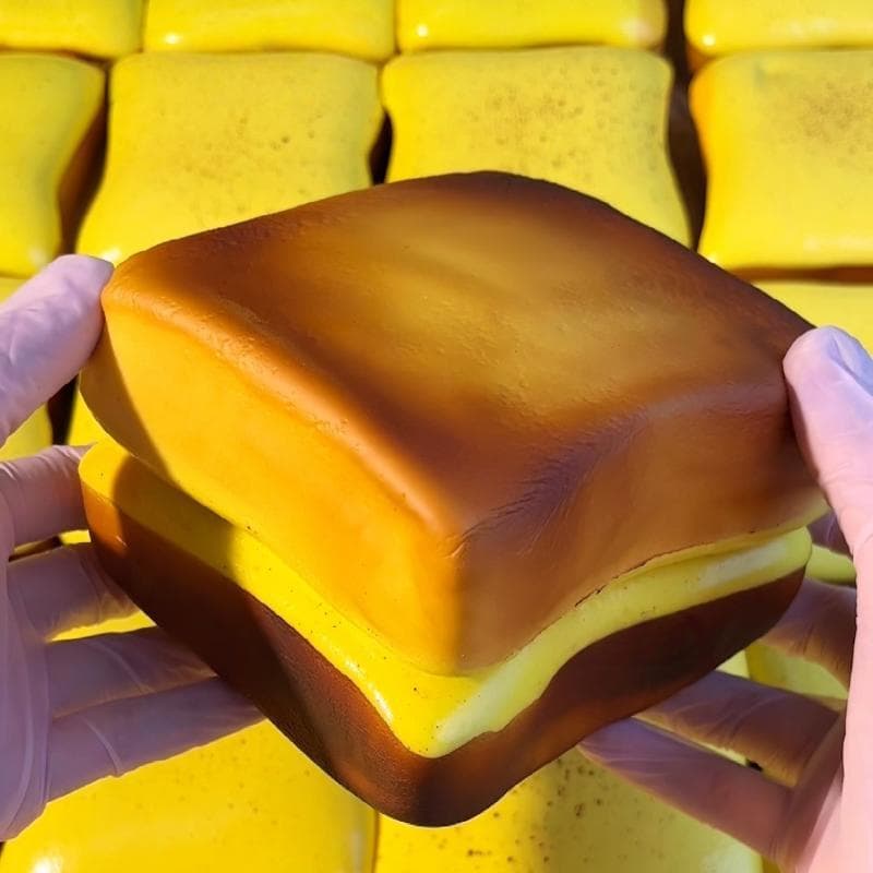 Big Toast Squishy ขนมปังที่เพิ่มขึ้นช้า Squishy ช้า Rebound ของเล่นบีบ Anti Stress Release Hand Relax ของเล่น รูปที่ 2