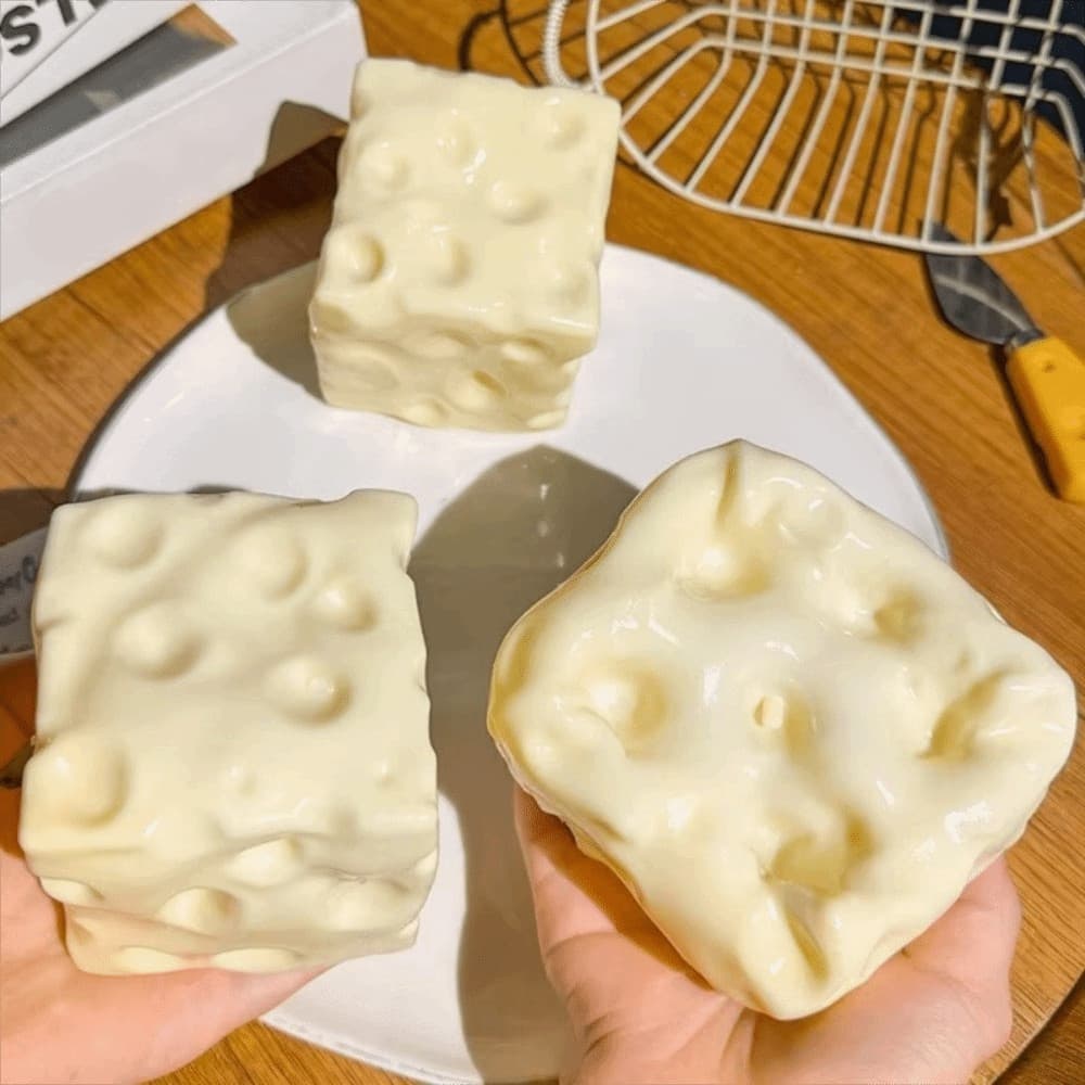 IRRA Jumbo Cheese Cube Stress Ball, Squishy Texture Anti-Stress Cheese Pinch ของเล่นนวดรูปร่างได้ Non-Bounce ASMR Sensory Stress ของขวัญวันเกิด รูปที่ 6