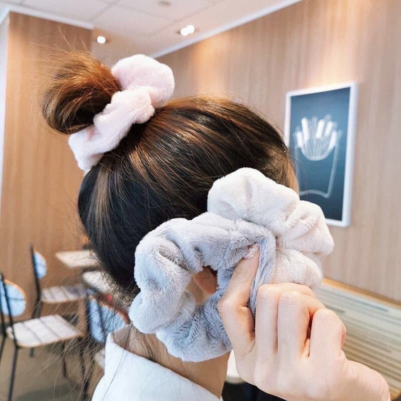 ยางมัดผมขนปุย ยางมัดผมขนเฟอร์ รหัสY31 รูปที่ 3