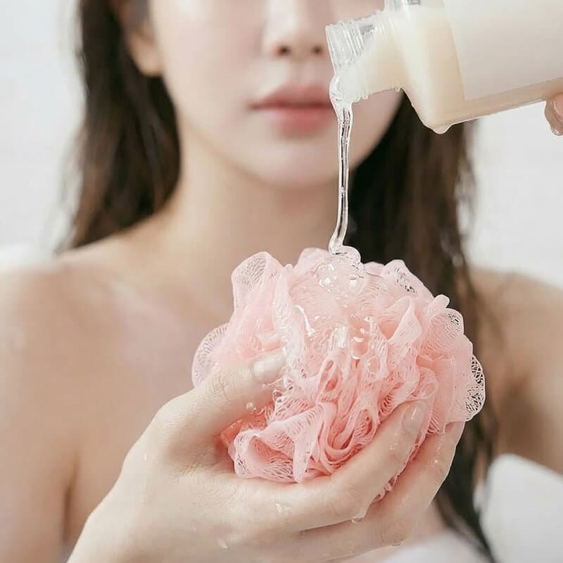 KVY Super Soft Lace Bath Ball เควีวาย ใยขัดผิวกายสำหรับอาบน้ำ (Pink/White/Blue & White/Pink & White/Blue) รูปที่ 8