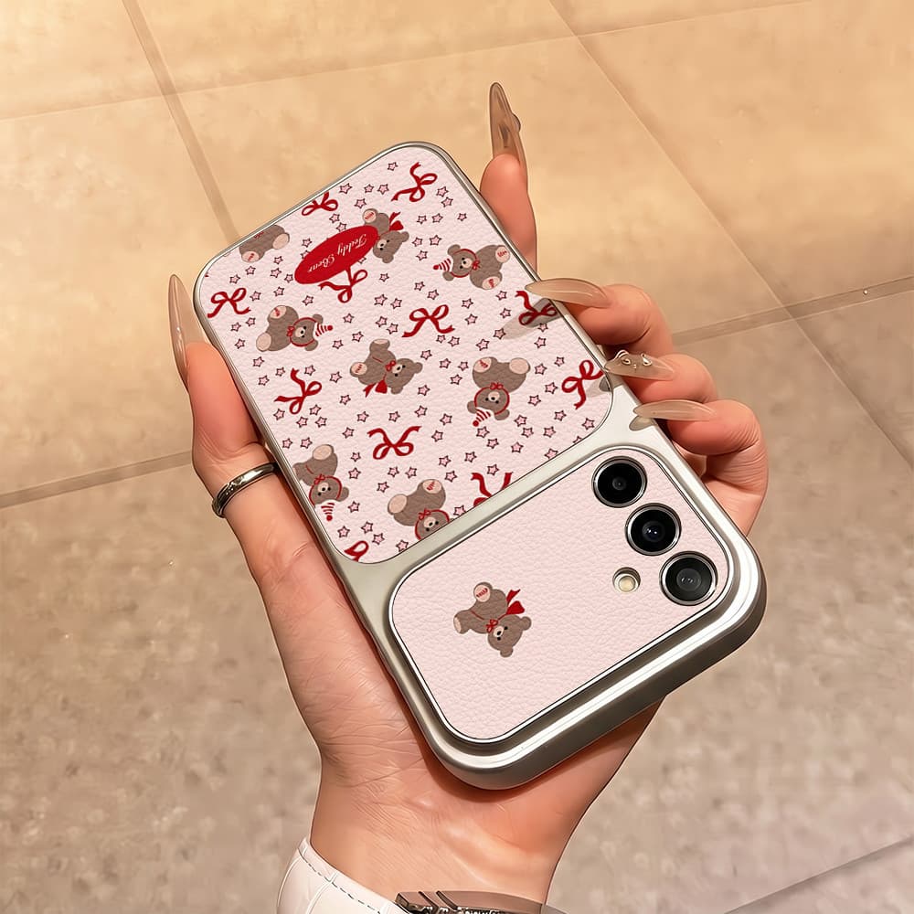 ตุ๊กตาหมีติดโบว์ เคส For Samsung S26 A07 A17 A27 A37 A57 A56 A36 A06 A16 A35 A55 A15 เคสโทรศัพท์หนังแกะ เคสโทรศัพท์ รูปที่ 8