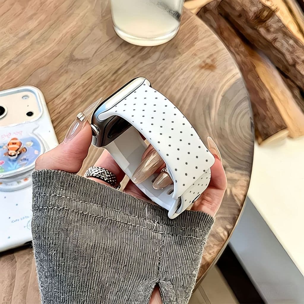 ลายจุดสีขาวเหมาะสําหรับ iwatchs11/10 สาย Apple Watch SE ซิลิโคน Applewatchs9/8/7 รูปที่ 4