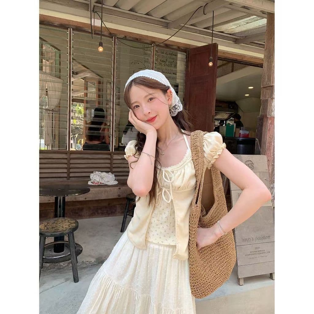 Veewink เสื้อยืดแขนพอง ผูกคอ ลายดอกไม้ ลูกไม้ระบาย ลุคใสเซ็กซี่ สาวหวาน รูปที่ 5