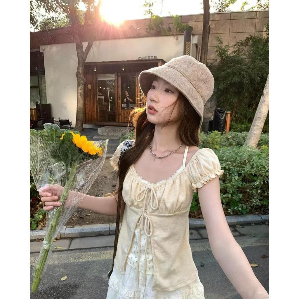 Veewink เสื้อยืดแขนพอง ผูกคอ ลายดอกไม้ ลูกไม้ระบาย ลุคใสเซ็กซี่ สาวหวาน รูปที่ 2
