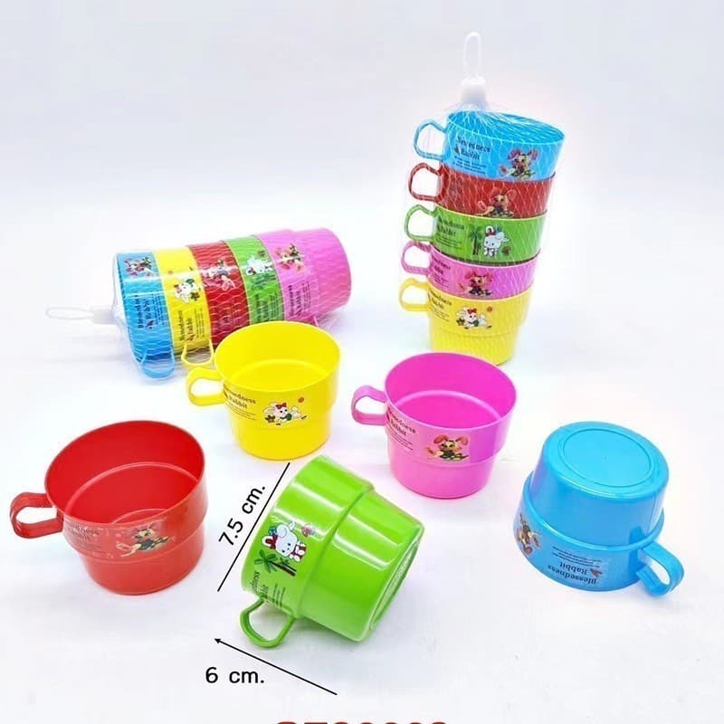 EVERÉ 5ใบครับ แก้วน้ำมีหูพลาสติกสำหรับเด็ก น่ารักมากครับ แก้วน้ำแจกเด็ก แก้วน้ำ แก้วน้ำพลาสติก แก้วน้ำสำหรับแจกเด็ก รูปที่ 2
