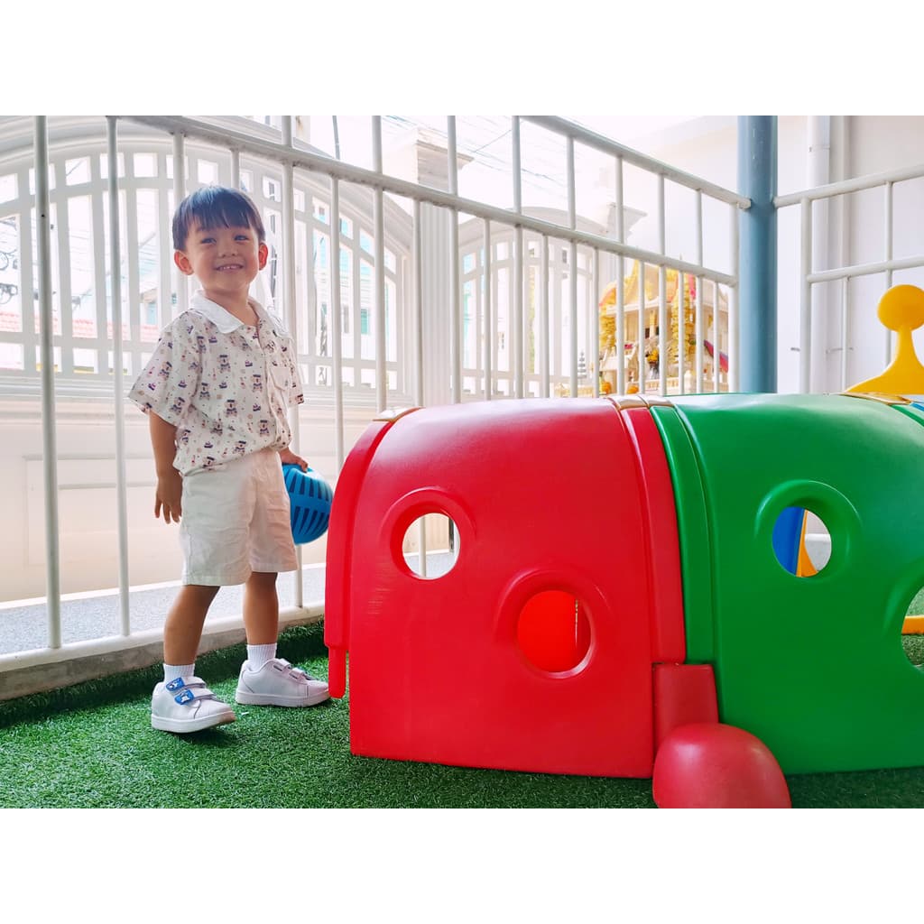 Bata บาจา รองเท้านักเรียนพละ ช่วงอายุ 5 - 9 ปี สายปรับระดับได้ สำหรับเด็กผู้ชาย รุ่น Galaxy สีขาว รหัส 3411902 รูปที่ 2